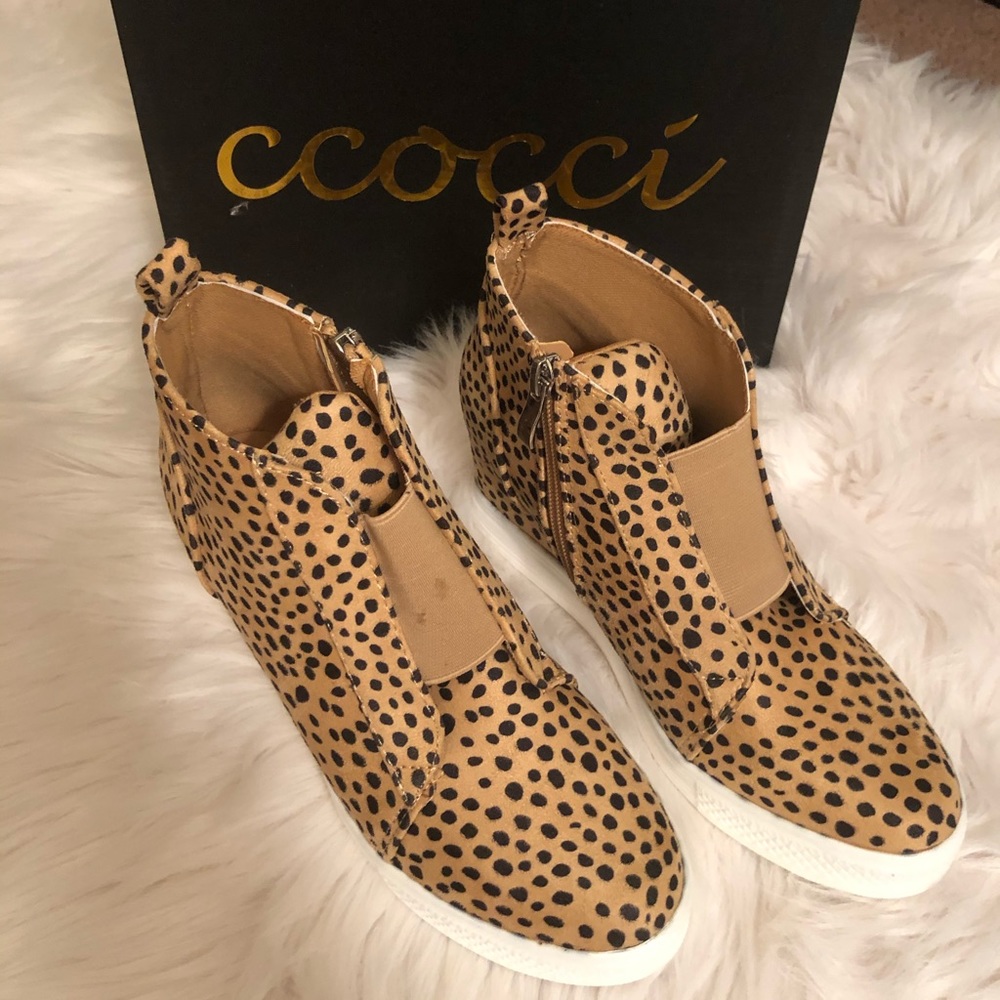 Women’s Sneaker Wedges